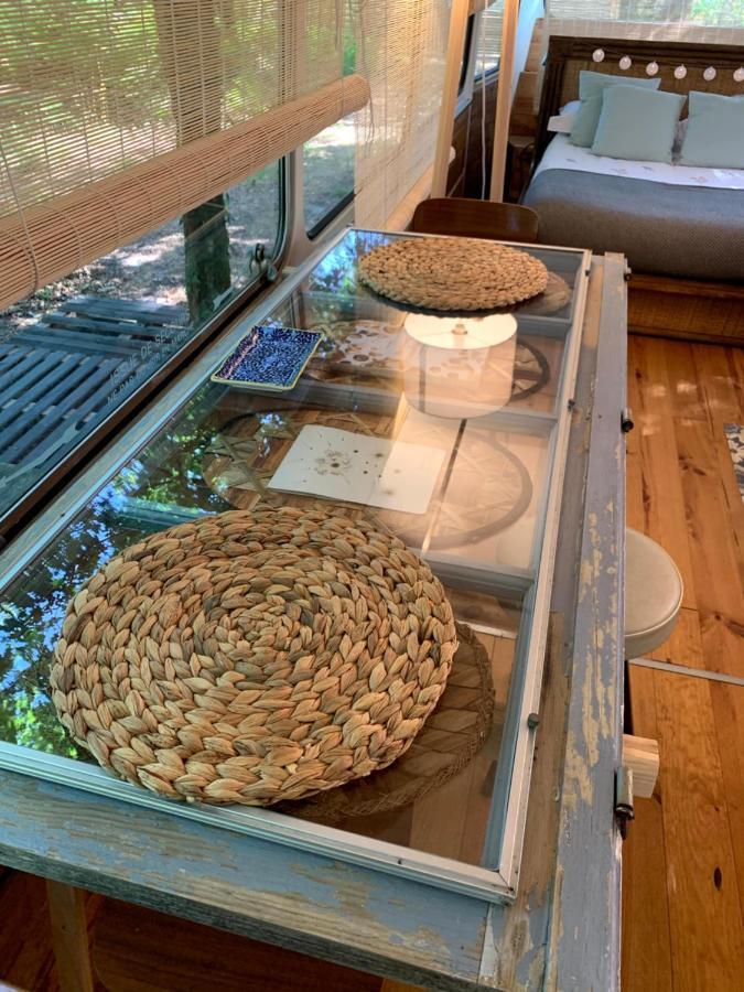 Magic Roof Top Bus With Big Bath In The Tree Forest! Mimizan Exterior foto